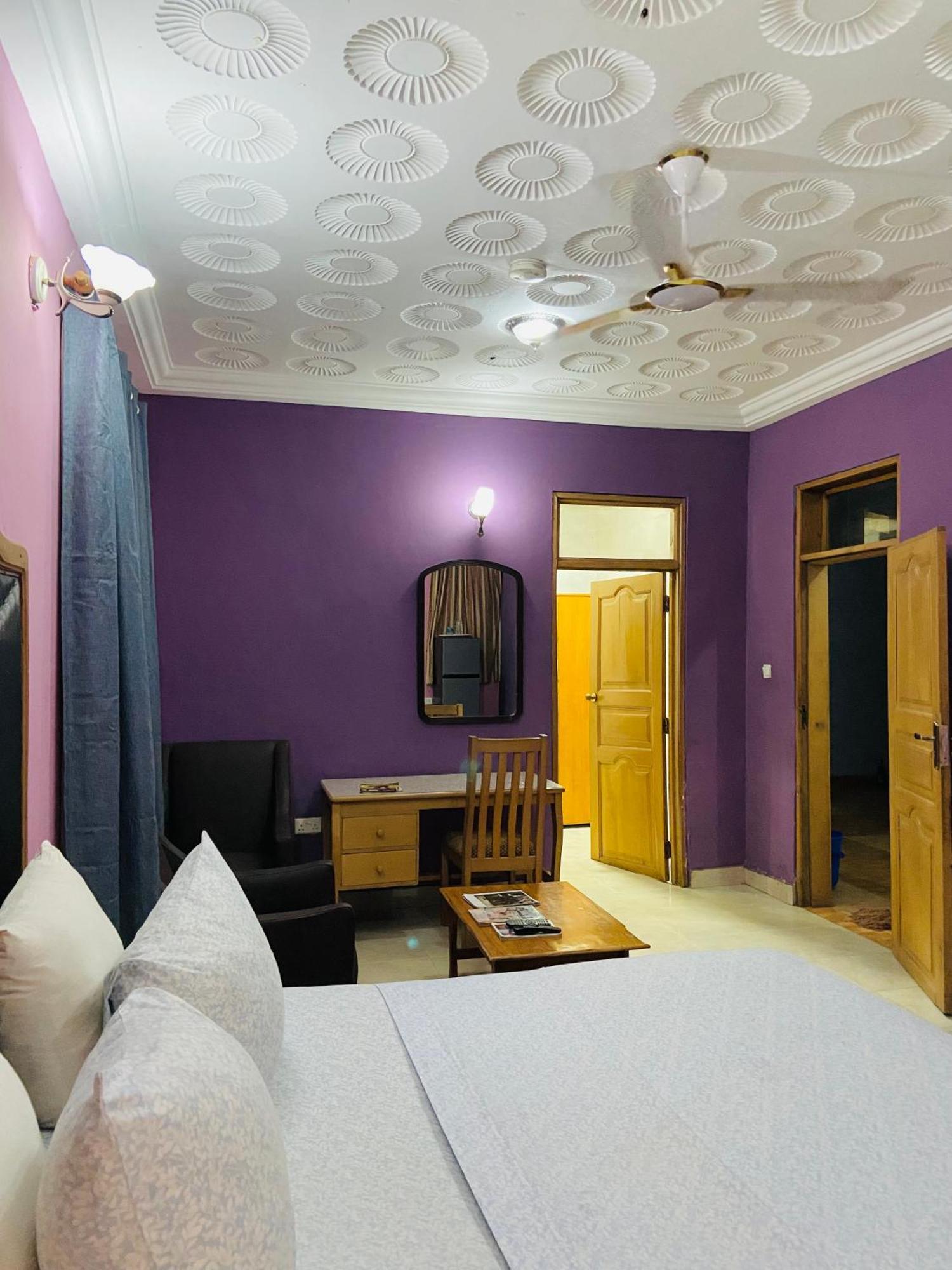 Heaven Gate Hotel Accra Esterno foto