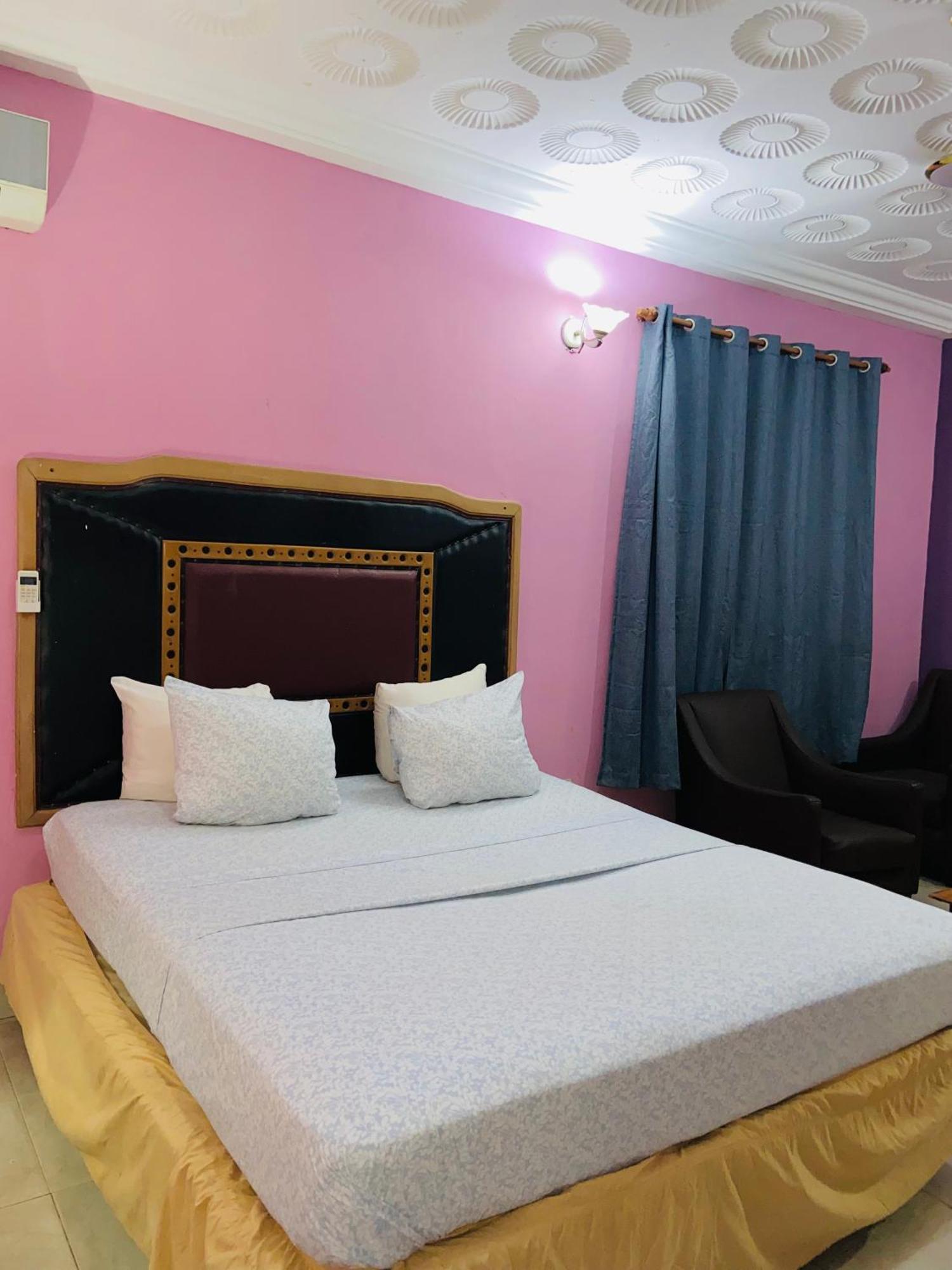 Heaven Gate Hotel Accra Esterno foto