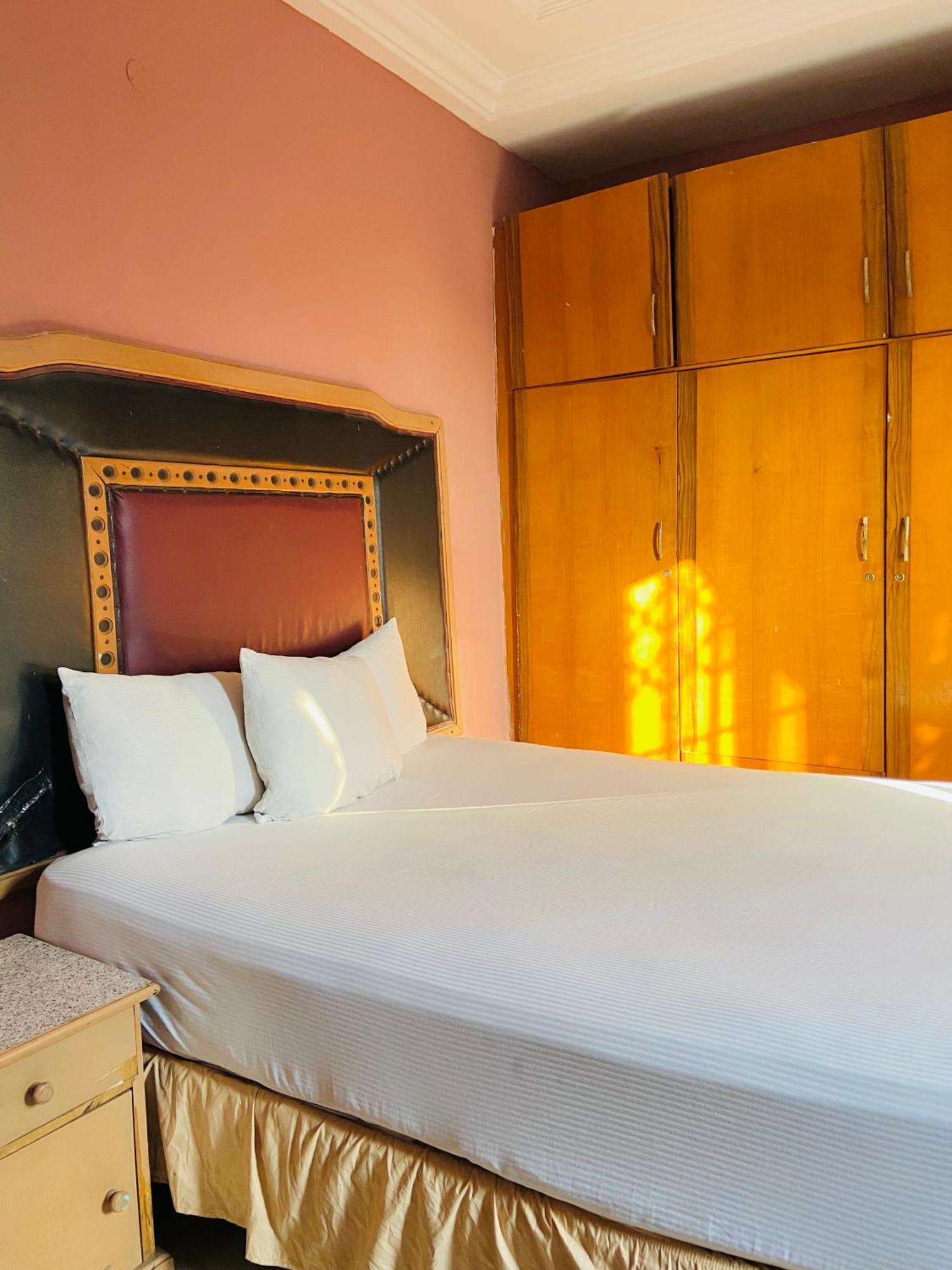 Heaven Gate Hotel Accra Esterno foto