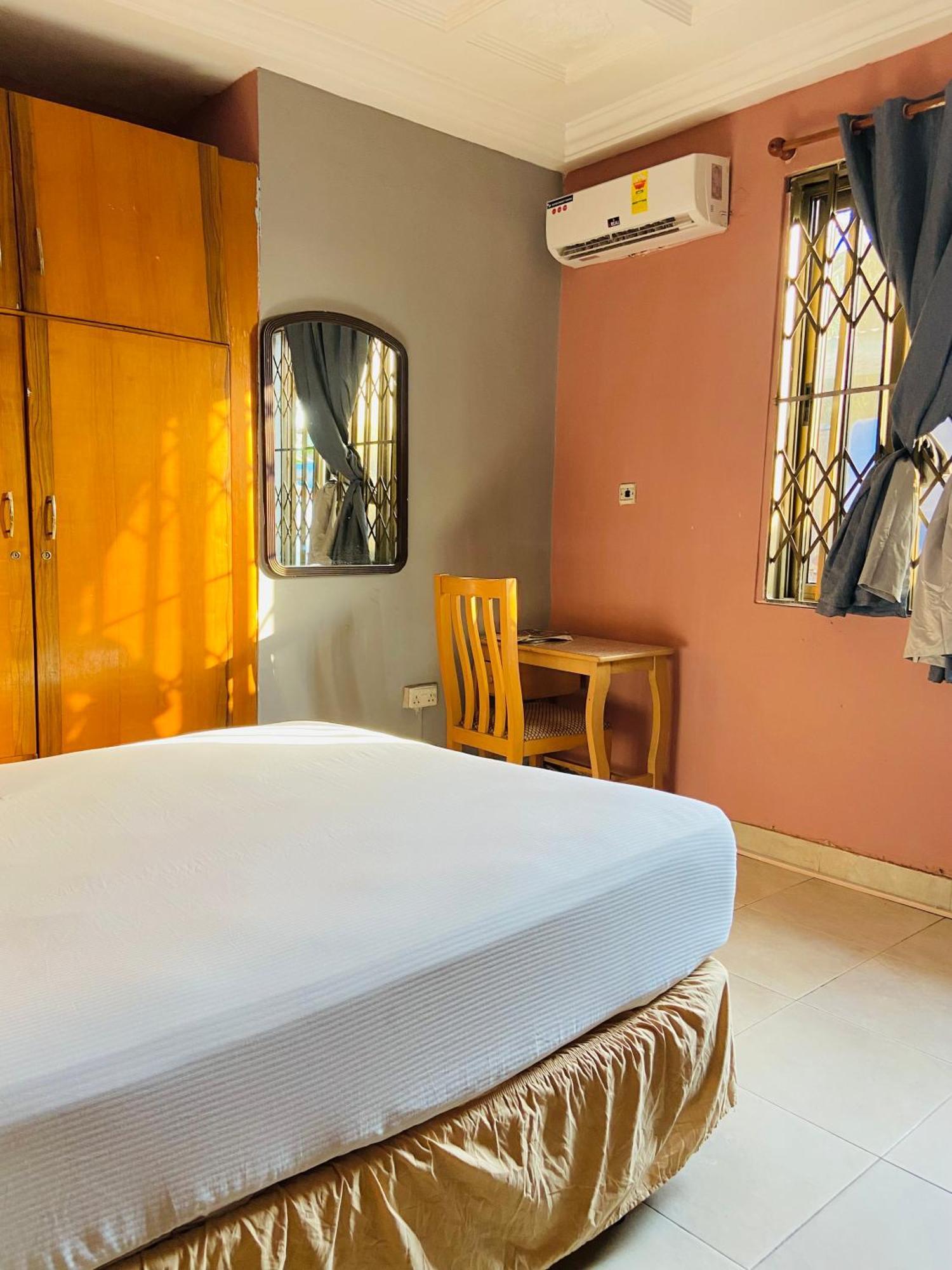 Heaven Gate Hotel Accra Esterno foto